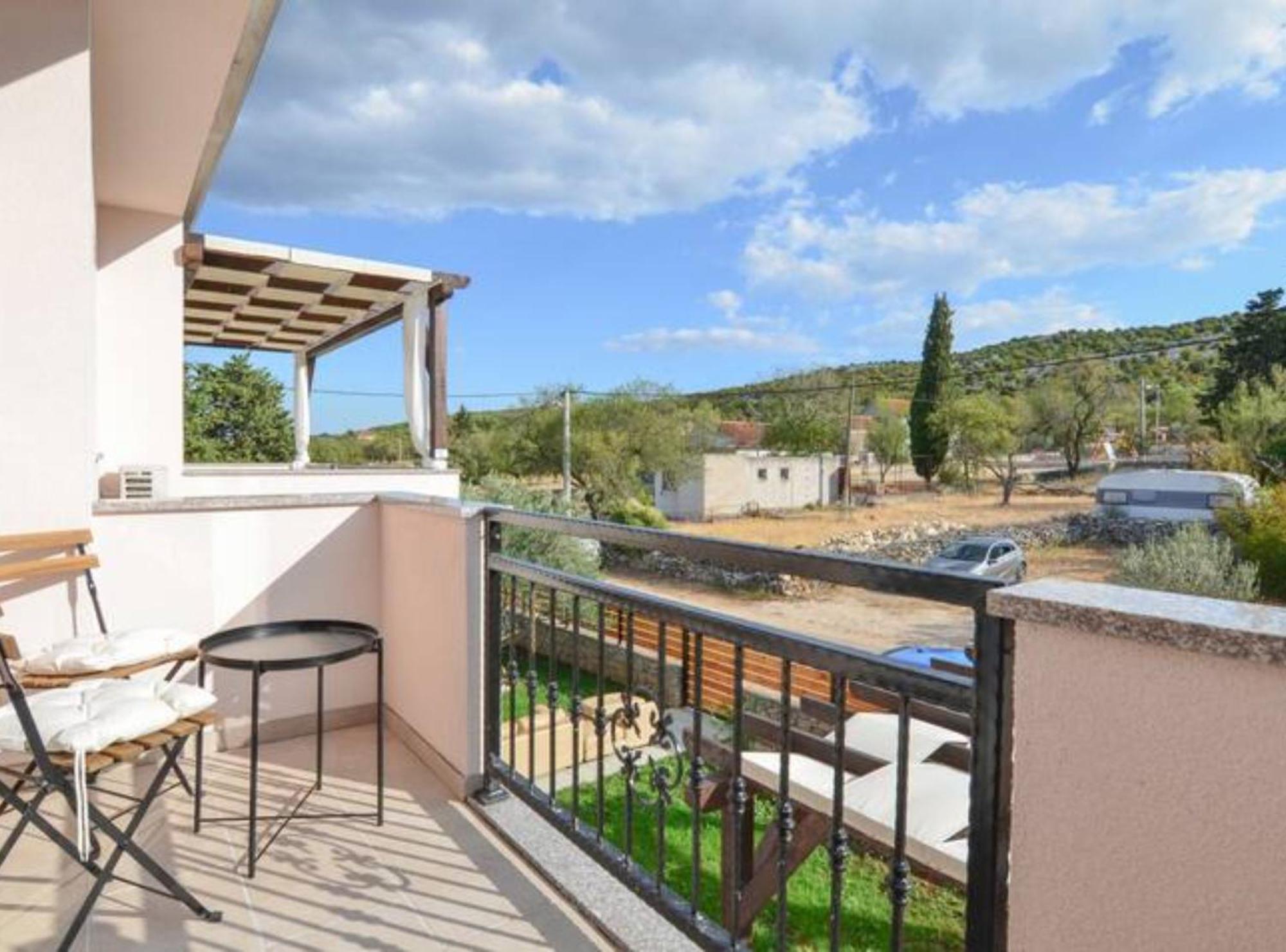 Apartment Villa Troskot Pirovac Exterior photo