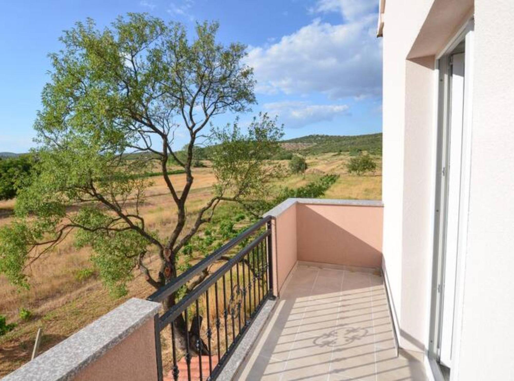 Apartment Villa Troskot Pirovac Exterior photo